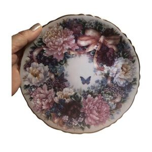 NWOT Bradford Exchange Circle Of Love Porcelain Plate Floral Pink Gold Blue  8”